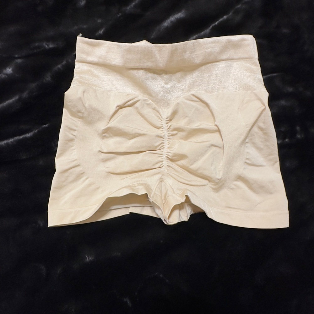 New Maidenform Butt Lifting Nude High-Waist Seamless Shaping Shorts